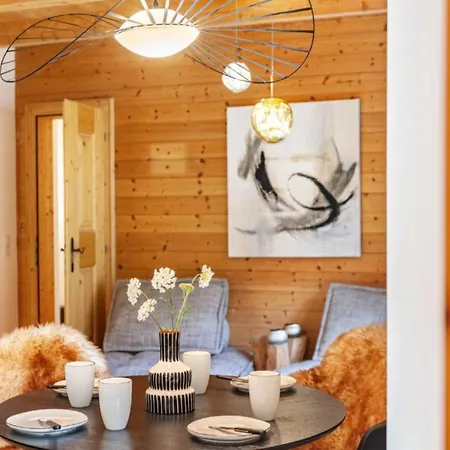 Apart Schneehaser--contact#whatsap Before Booking# -i-43--650--674--9944- *